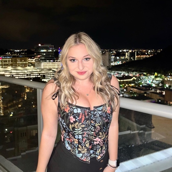 mikayla_1414